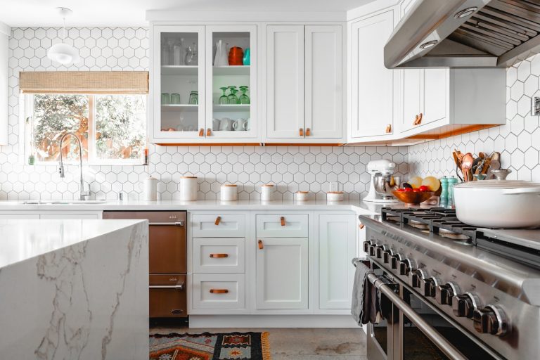 L-shaped and U-shaped kitchen layouts